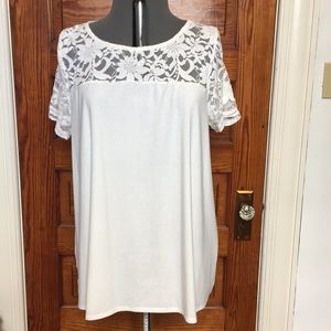 Torrid White Lace Short Sleeve Blouse